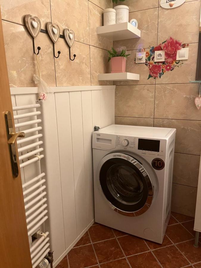 Terrace Apartment S 1 Spalnou Sofia-Parking & Wifi ブラチスラヴァ エクステリア 写真