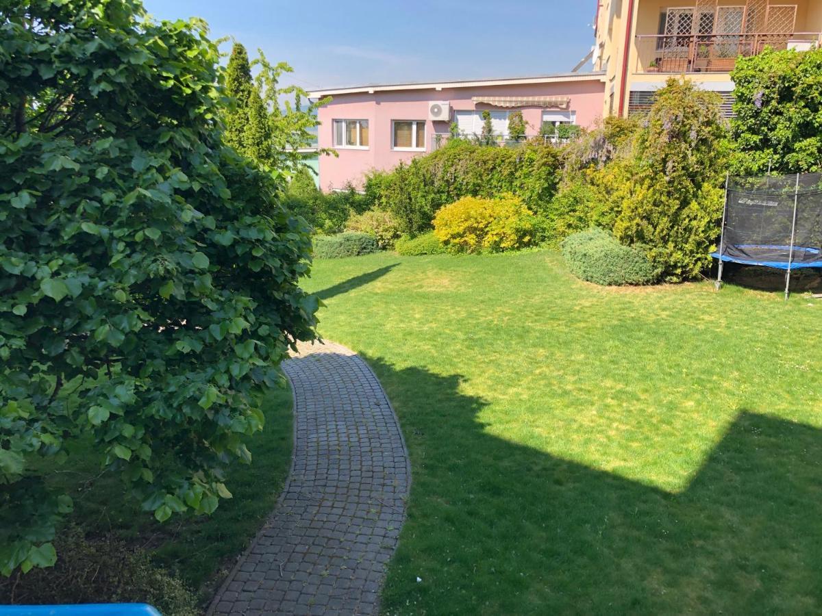 Terrace Apartment S 1 Spalnou Sofia-Parking & Wifi ブラチスラヴァ エクステリア 写真